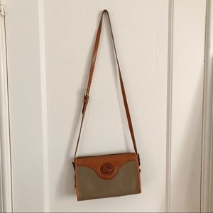 Vintage Dooney & Bourke crossbody bag